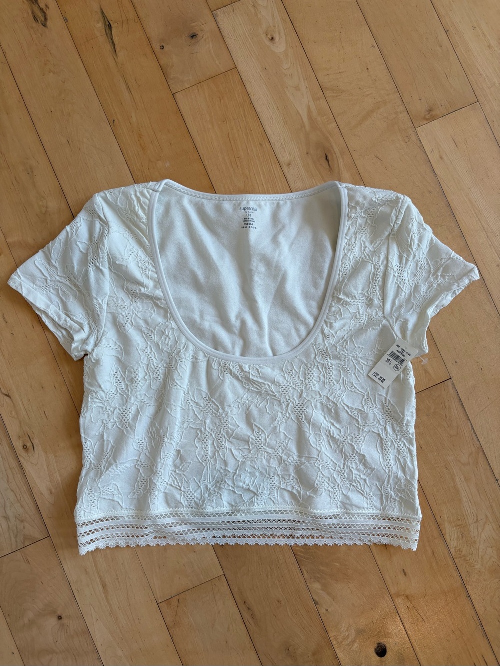 NWT AERIE Seamless Floral Lace Scoop Neck Cropped Tee White Festival Top Size L - Picture 5 of 8